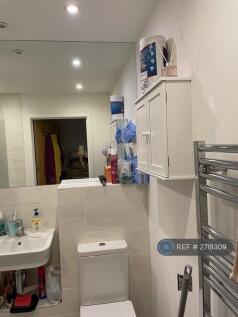 Bathroom Cabinet With Towel Rail