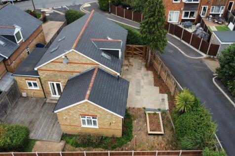 dji_fly_20251002_115232_240_1759402640456_photo_op