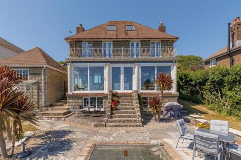 Detached home in beautiful Carisbrooke, Newport
