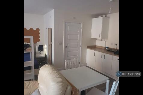 Osprey Drive, Cambridge, CB2 photo 5
