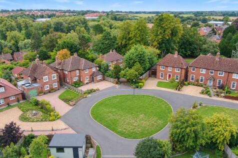 Stowe Close
