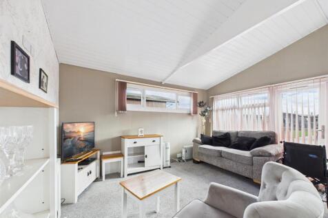 Open Plan Kitchen/Reception Room