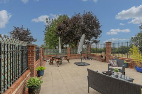 Property Image 37