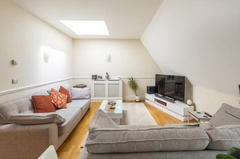 Living area ()