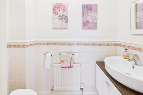 First Floor cloakroom