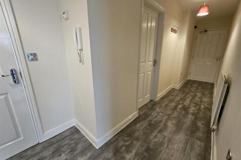 INNER HALLWAY