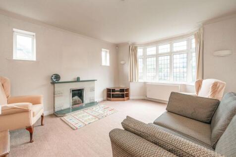 SITTING ROOM DINING ROOM AND DINING KITCHEN