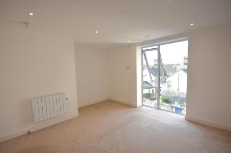 Apartment 10, Windsor Gardens, 56A, Windsor Road Penarth, Vale of Glamorgan CF64 1JJ photo 4