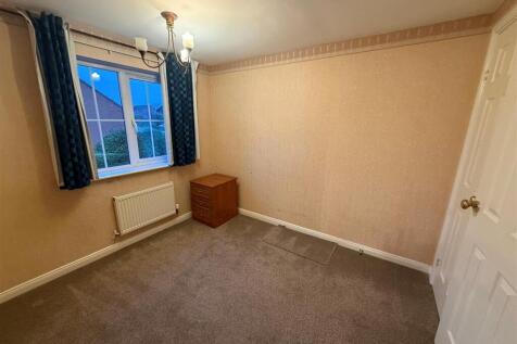 2 Maxwell Bedroom 2.jpg