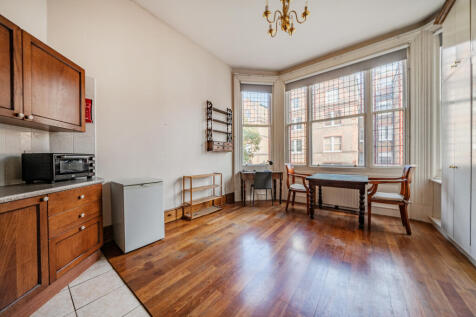 Studio for rent