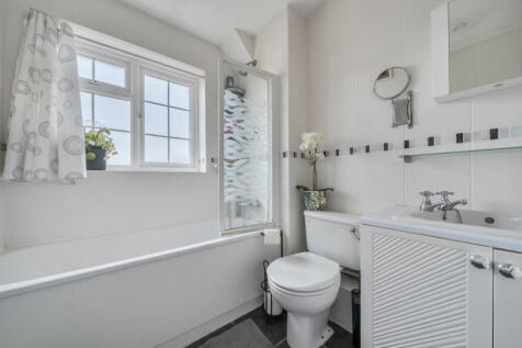 1383988-10-692455...