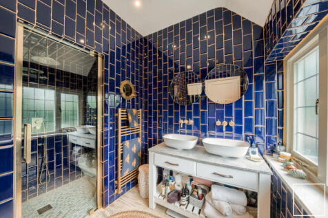 5 bed, 4 bath Detached in Birmingham - Photo 19