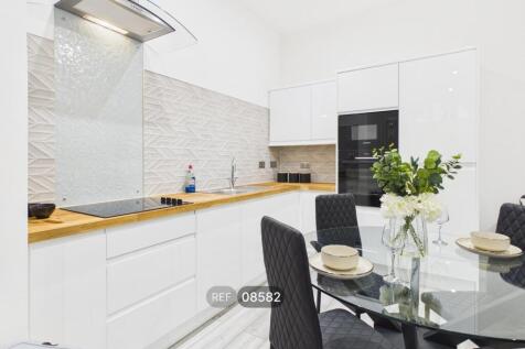 Kitchen/Living area