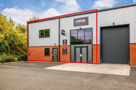 D8-Salwarpe-Business-Park-red-line.jpg