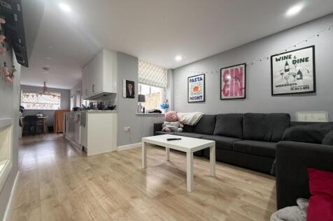 Call 02920 668585 to secure your viewing _1