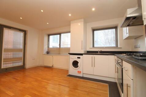 Living Room/Kitchen