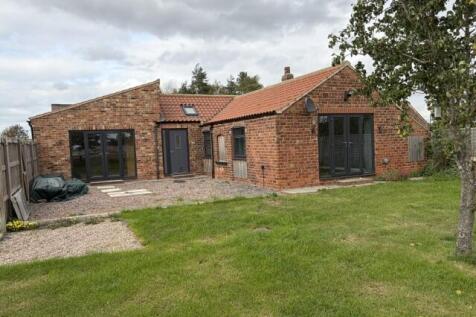 Pear Tree Barn, Back Lane, Asselby, DN14 7HD photo 3