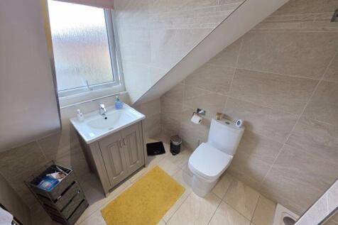 Bedroom One En-Suite Additional Image 