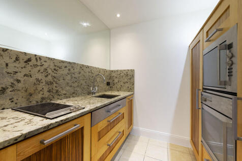 36i egerton garde...