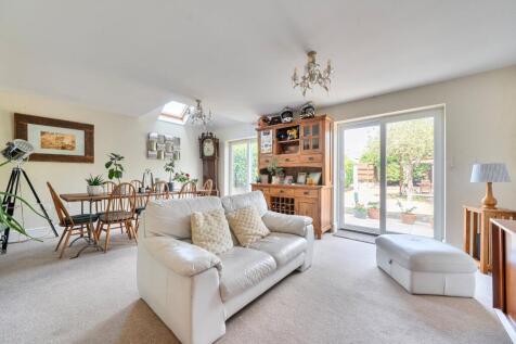 St. Johns Road, New Romney, Kent, TN28 photo 4