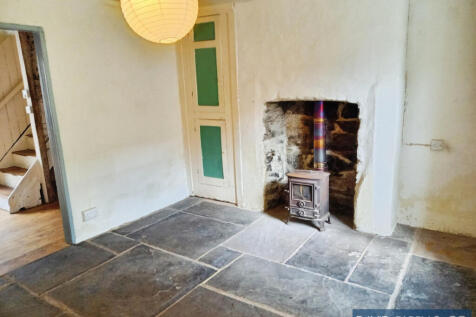 Pretty Terraced Period Cottage