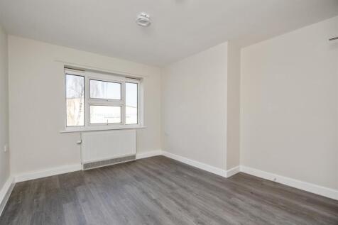 Flat 5_6.jpg