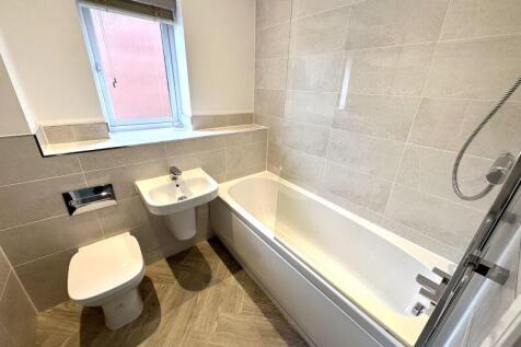 Whitfield Crescent, Shrewsbury photo 5
