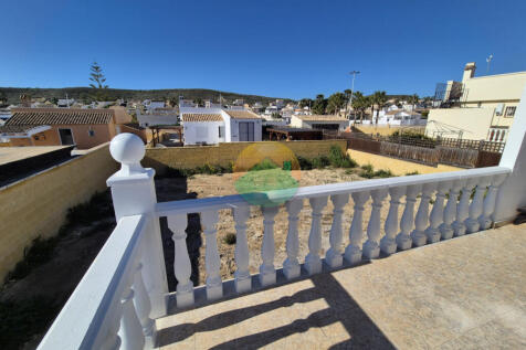 2 Bedroom Detached For Sale-CLAD441-2