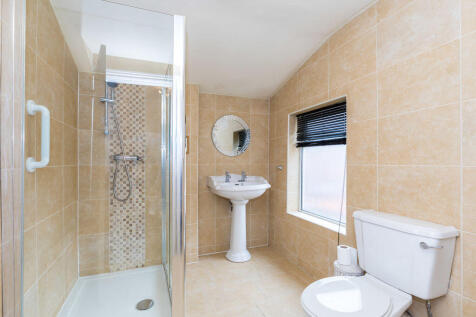 Woodhouse Lane, Springfield, WN6 7LF photo 4
