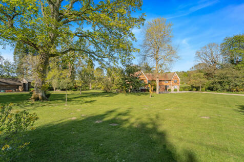 Private &amp; secure plot of 1.2 acres overlooking fields and woodland