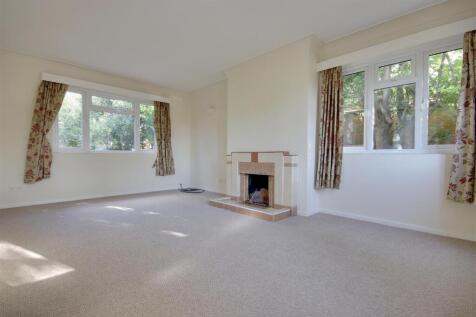 Living Room.jpg