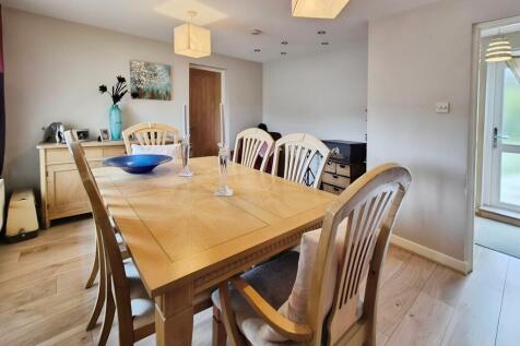 0db1a343-10000340...