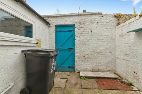 Property Image 16