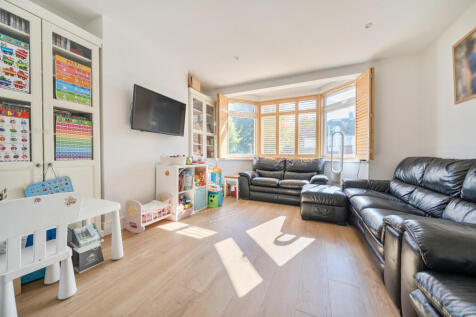 1346023-7-68b1c36...