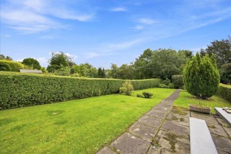 04-11_BRIAR_RD_KIRKINTILLOCH_004.jpg