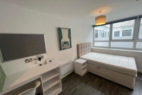 Bells Court, Sheffield, S1 photo 5