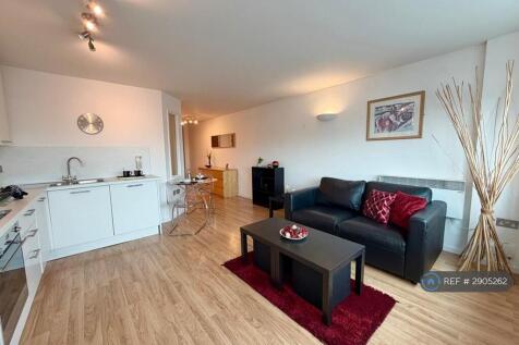 Living / Kitchen / Dining Space