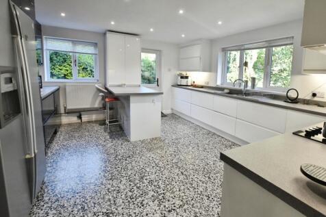 Kitchen / Breakfast Room