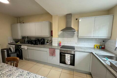 Elmsthorpe Avenue, Nottingham, Nottinghamshire, NG7 photo 3