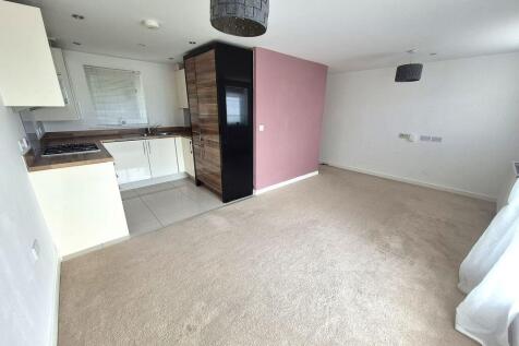 Lounge Dining Room to Kitchen