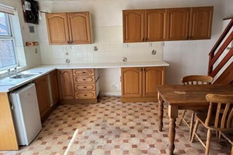 kitchen 1.jpg