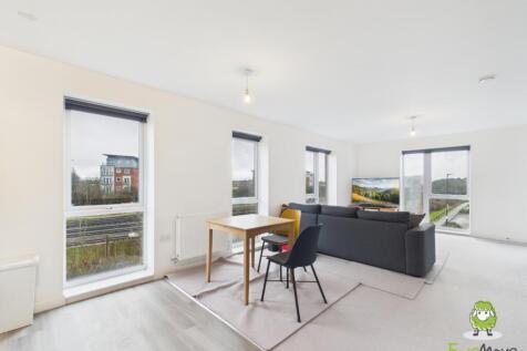 EweMove Estate Agents Basingstoke - Lambert Court