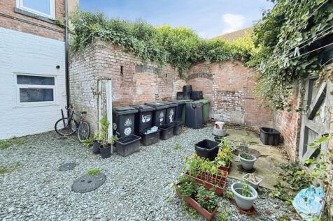 Shropshire Street, Market Drayton, TF9 photo 4