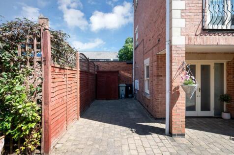 Property Image 12