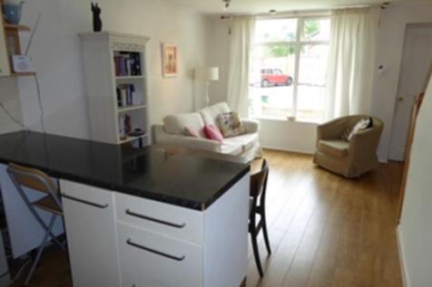 7 Ryebank Mews photo 3