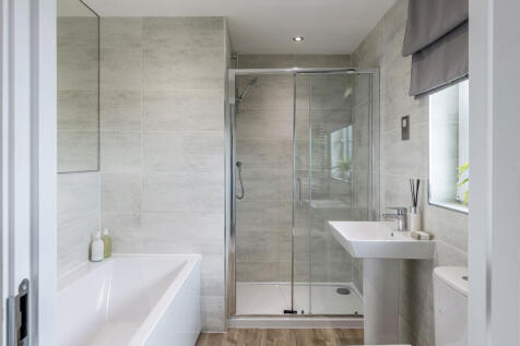 Image of en suite in 4 bedroom Glenbervie house type at Cammo Meadows