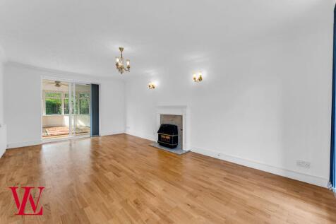 Meadowsweet Close, Bishop's Stortford, CM23 photo 4