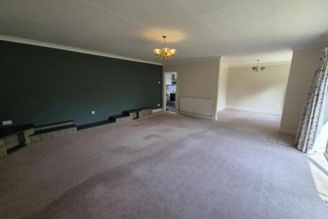 Station Road, Forest Hall, Newcastle upon Tyne, NE12 photo 4