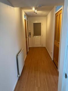 Auchintibber Court, Glasgow photo 4