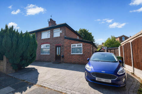 3 bed semi-detached house for sale